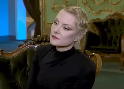 Рената Литвинова перед 57-летием помирилась с Земфирой*