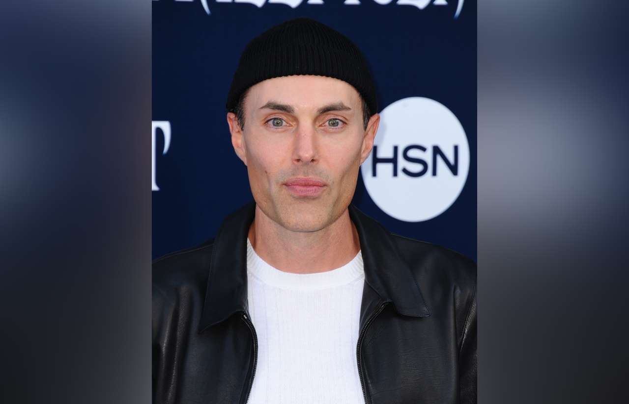 известные театральные деятели. артисты россии которые против войны список. известные личности россии. поддержали россию звезды мировые. евреи знаменитости.