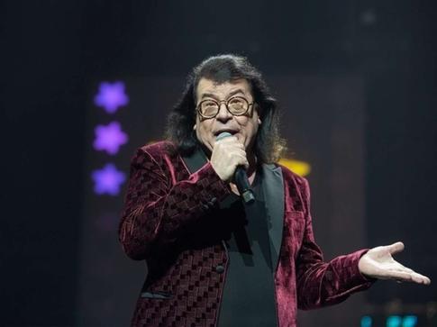 «Не играю в эти игры»: Корнелюк объяснил, почему его не берут в «Песню года»