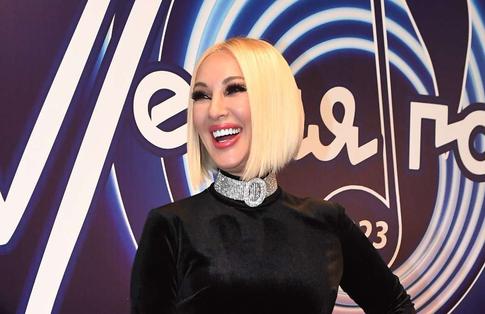 «Лимфоузлы впитали гель»: Кудрявцева пожалела об увеличении груди