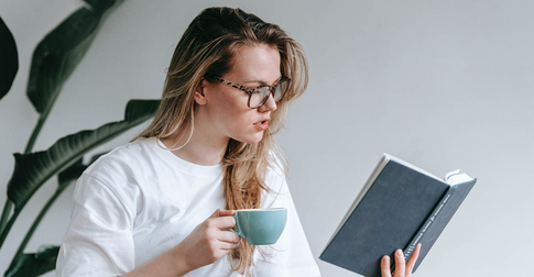 Есть, молиться и любить: 5 привычек для сохранения молодости мозга