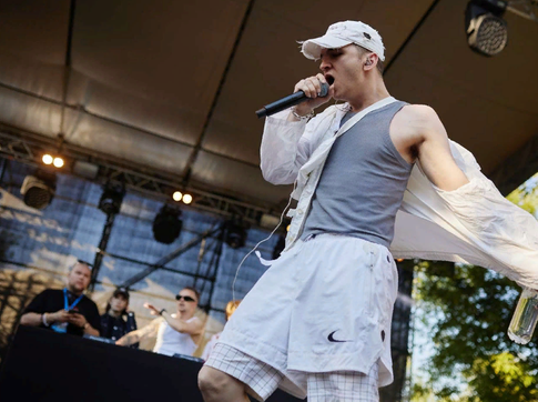 Хочет в ВДВ: рэпер Vacio весной пойдет служить в армию