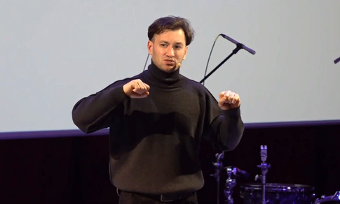 Мечта сбылась: украинский основатель группы «Грибы» Бардаш получил паспорт РФ