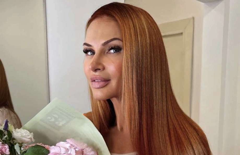 Эвелина Бледанс