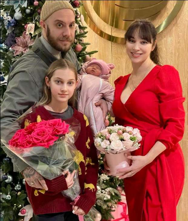 Фото с выписки из роддома Фото с выписки из роддома