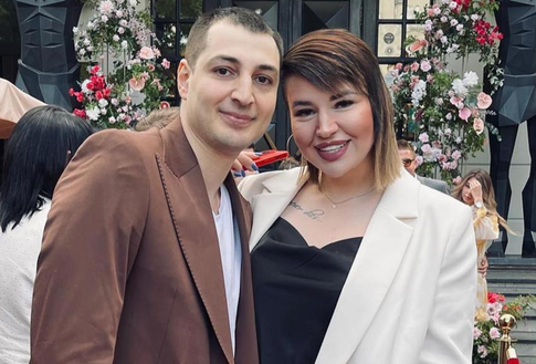 «Грустно, что мы не услышали друг друга»: Саша Черно объявила о разводе