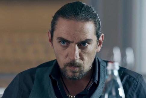 Актер Максим Шпаковский погиб в страшной автоаварии