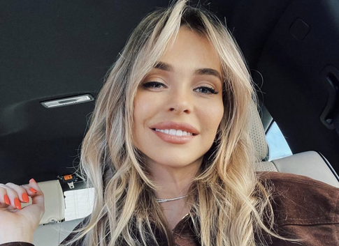 «Моя жизнь выглядит вот так»: Анна Хилькевич снялась с малышом на руках