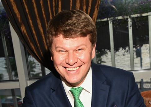 «Возвращение стройного кипариса»: фото Губерниева в одних трусах впечатлило фанатов