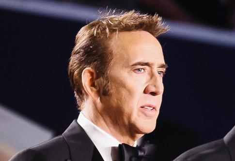 Николас Кейдж вышел в свет с молодой женой из Японии