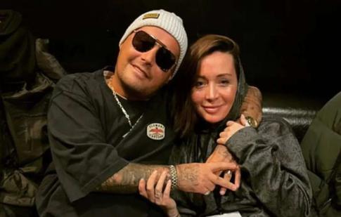 «Дичь»: сестра Гуфа прокомментировала новость о том, что рэпер перегрыз провода