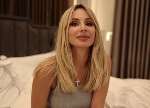 42-летняя Светлана Лобода похвасталась стройной фигурой в купальнике