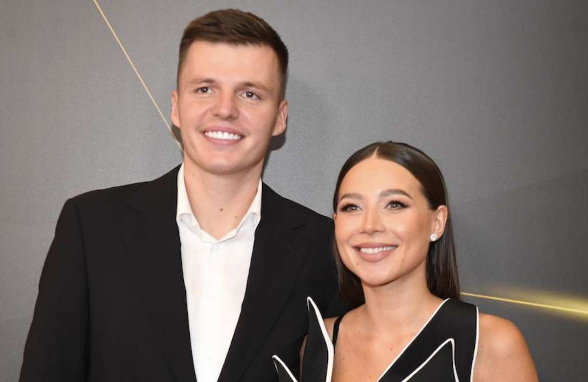 Валерия и Артем Чекалины