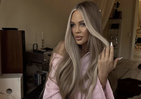 Готовящаяся к операции Погребняк показала честное фото своего живота