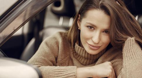 Четыре техники, которые помогут справиться с укачиванием в машине