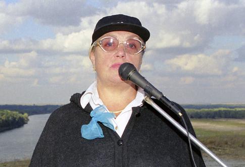 Борется с дочерью из-за наследия мужа: 86-летняя Лидия Федосеева-Шукшина обратилась в суд