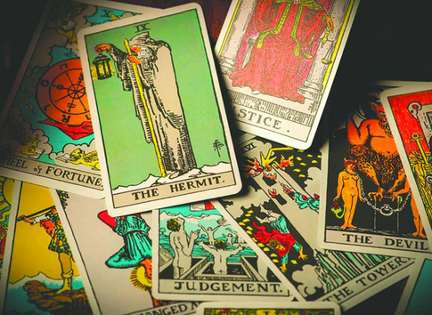 Таро-прогноз для всех знаков зодиака с 23 по 29 декабря 2024