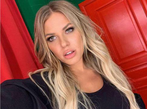 «Изменял с разными женщинами»: Дакота публично унизила бывшего мужа