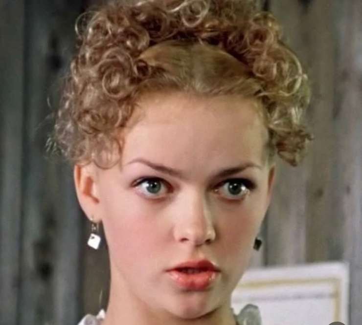 Елена Валюшкина Елена Валюшкина