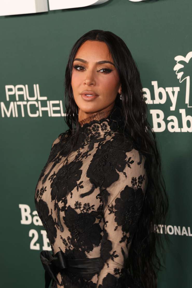 Ким Кардашьян