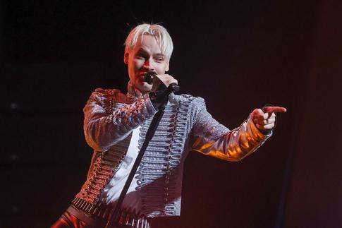 Концерт SHAMANa оказался под угрозой: все случилось на глазах у Мизулиной