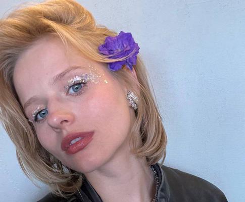 Саша Бортич показала редкое фото, снятое во время беременности