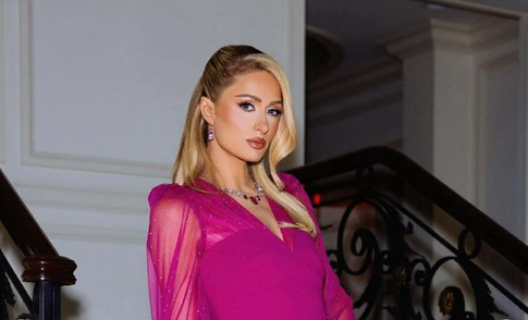 «Каждый день с тобой — сказка»: Пэрис Хилтон публично обратилась к любимому мужу