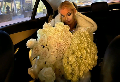 «Случилась беда»: Анастасия Волочкова просит помощи из-за страшного пожара