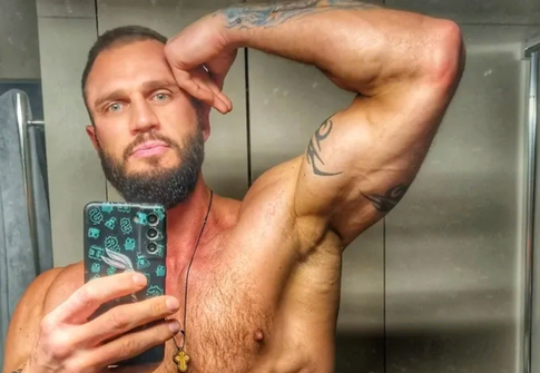 Передозировка наркотиками: звезда «Дома−2» Александр Фаломин впал в кому