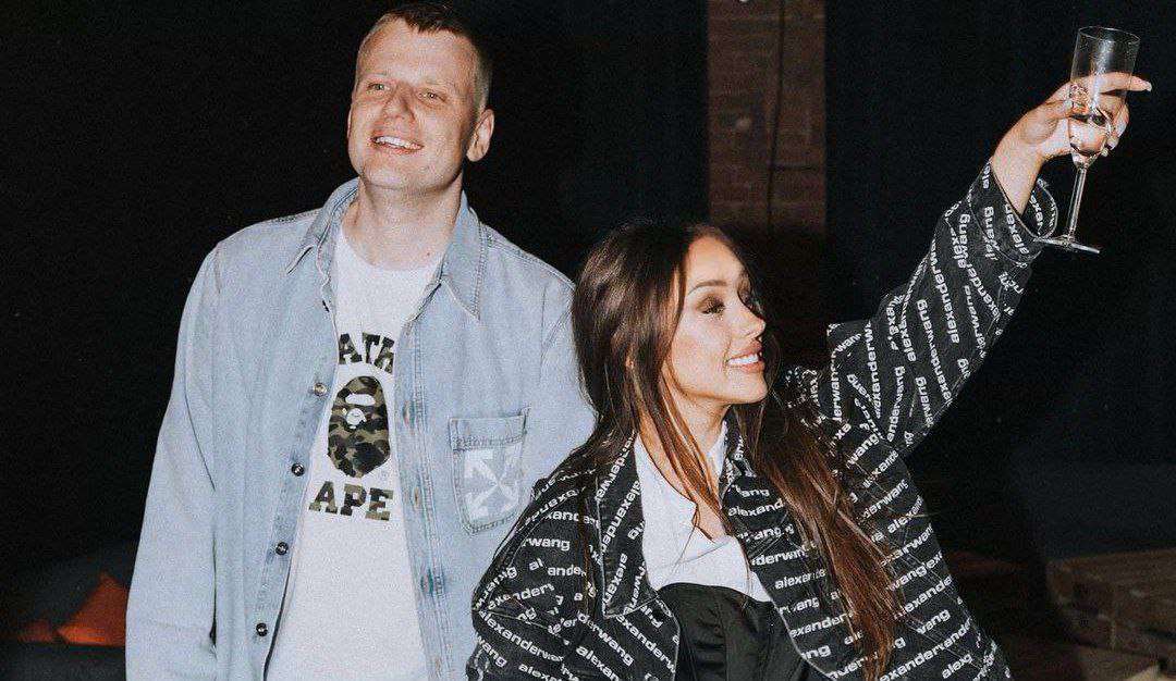 СЛАВА КОМИССАРЕНКО И ЮЛИЯ ШАШКОВА