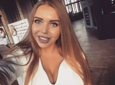 Карина Кросс рассказала, как экс-супруг помог ей забыть Даву