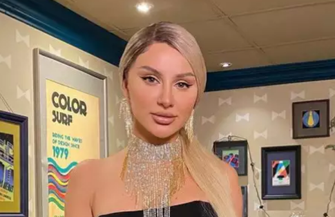 Певица Asti сообщила о приостановке концертной деятельности