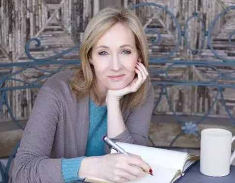 На писательницу Джоан Роулинг подали заявление в полицию