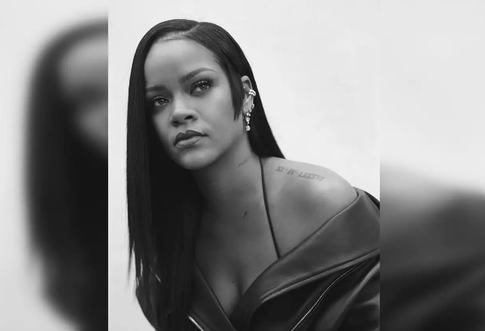 Родная бухгалтерия: Рианна кардинально сменила имидж