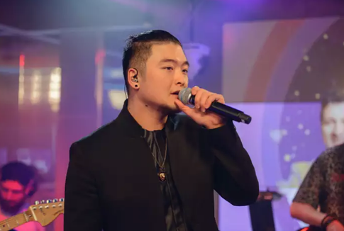 Анатолий Цой о реакции Аллы Пугачевой на кавер: «Самая большая похвала»