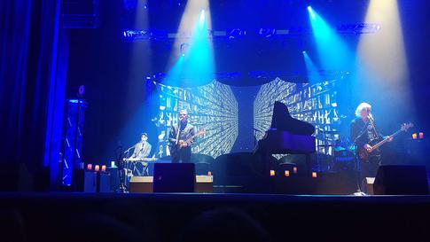 «Пока дым не заволок помещение»: как музыкант «Пикника» помогал зрителям