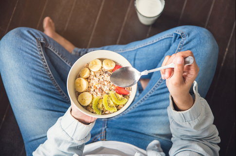 Что именно нужно есть женщинам на каждом этапе менструального цикла