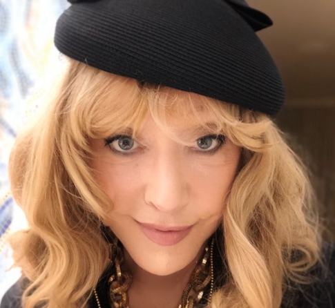 «Весна по имени Алла»: Пугачева обратилась к поклонникам