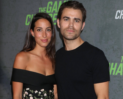 Возлюбленная Брэда Питта оформила развод