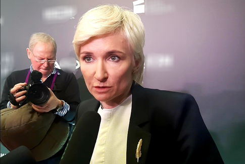 Кадры недели: опальная Арбенина вышла в люди, Киркоров «потерял» дочь