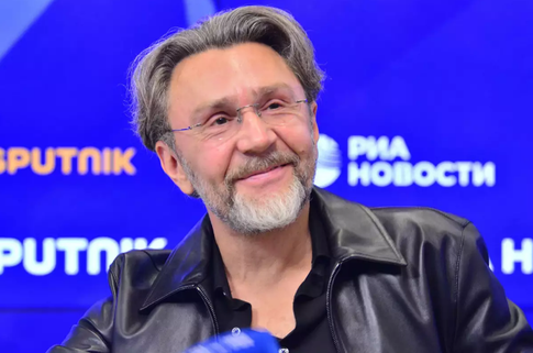 Шнуров ответил на обвинения в «фейках» о российском чиновнике