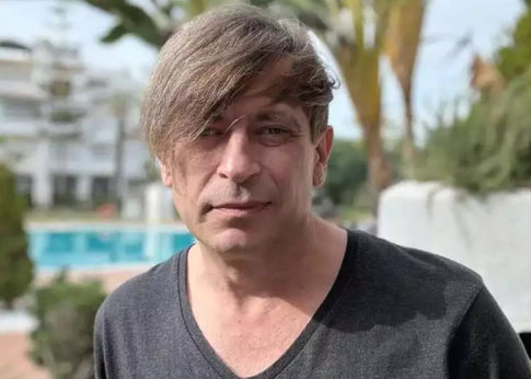 Лева Би−2 рассказал про семейные драки: «Мы друг друга уничтожали»