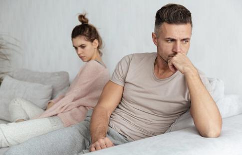 «Это просто подруга»: сигналы, что мужчина способен на измену
