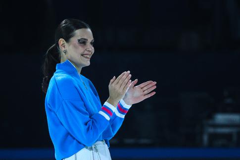 Аделина Сотникова выходит замуж