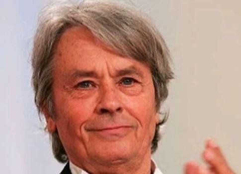 В сети появилось фото тяжелобольного 88-летнего Алена Делона