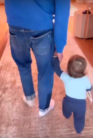 Павел Прилучный с сыном