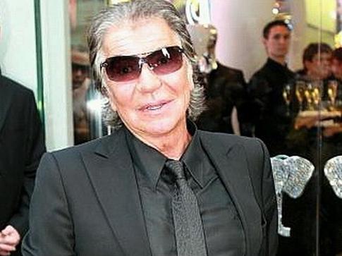 Умер недавно ставший отцом модельер Роберто Кавалли