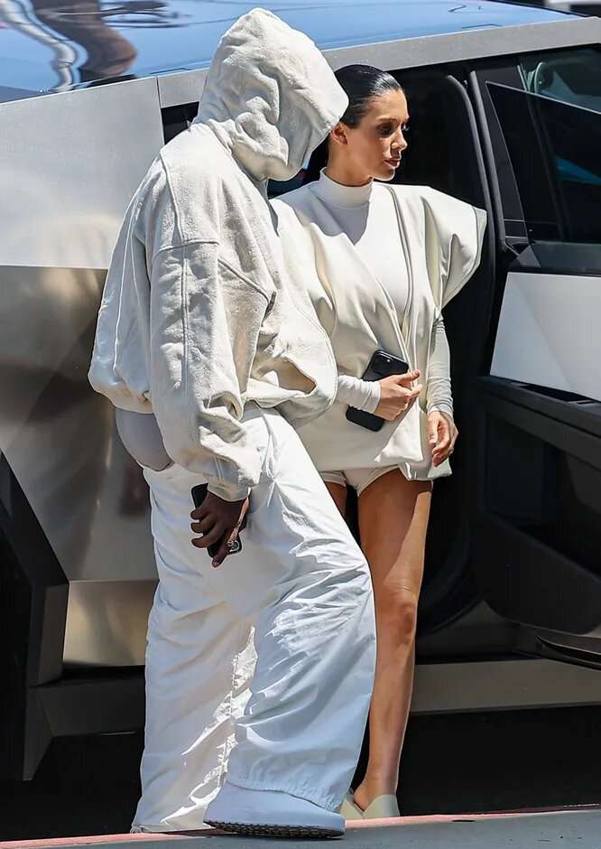 Канье Уэст и Бьянка Цензори Канье Уэст и Бьянка Цензори