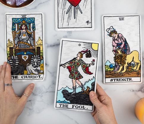 Таро-прогноз с 15 по 21 апреля 2024