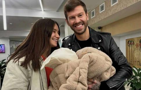 Федор Смолов поделился фотографиями с крещения дочери